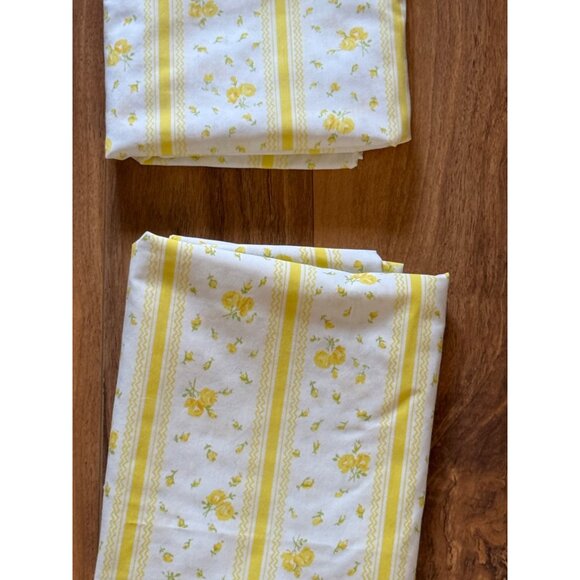 Vintage Fashion Manor Yellow Floral Stripe Percale Flat & Fitted Full Sheets - Picture 2 of 12